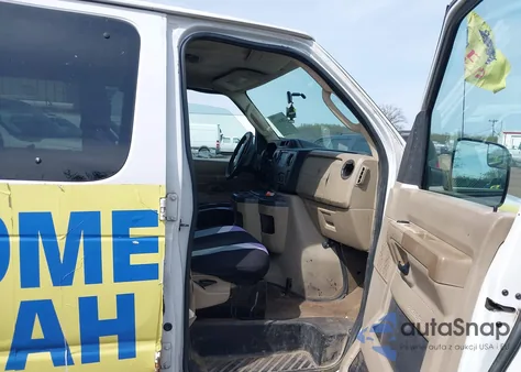 2010 Ford E-350 Super Duty Xl/Xlt z USA, uszkodzony, nr VIN 1FBNE3BL2ADA45570